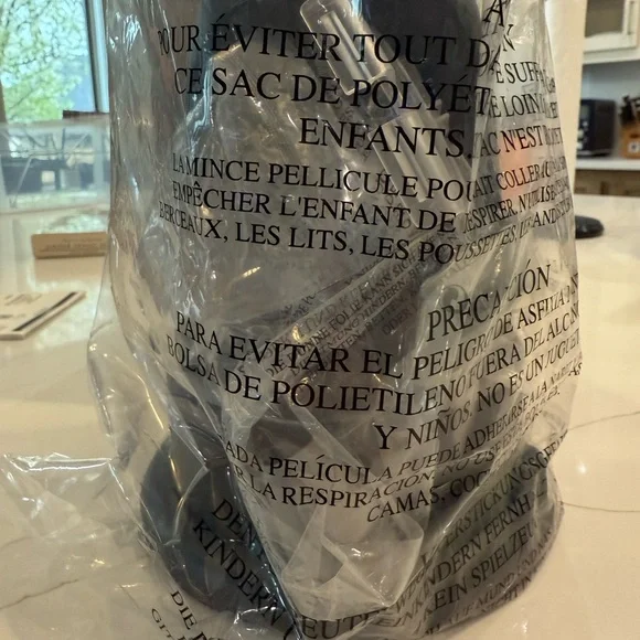 Pampered Chef Veggie Spiralizer - Picture 4 of 7